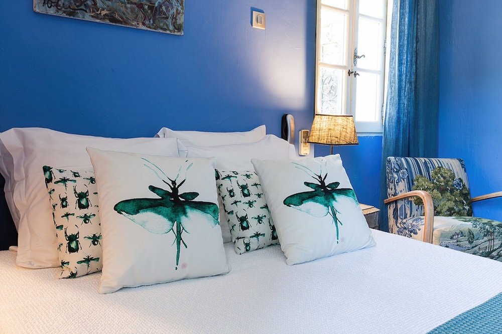 Double Room (3)