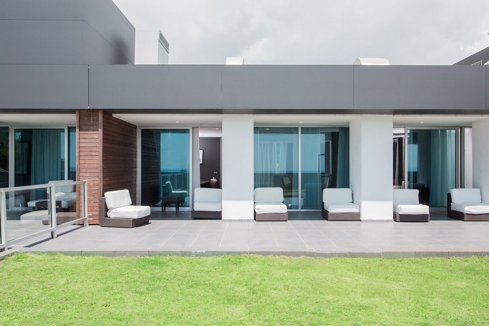 Premium Penthouse photo 1