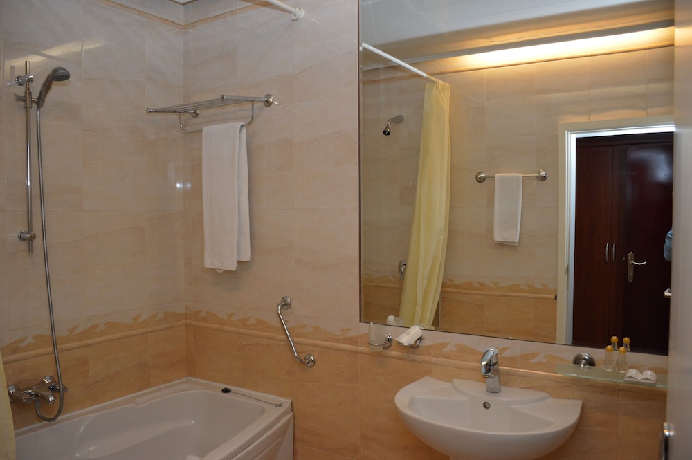 Standard Single Room - Photo 2