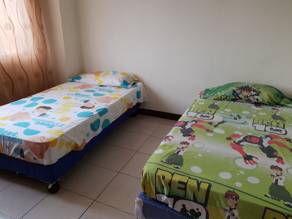 Classic Apartment, 3 Bedrooms, Non Smoking photo 2
