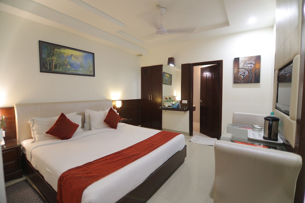 Deluxe Room - Photo 7