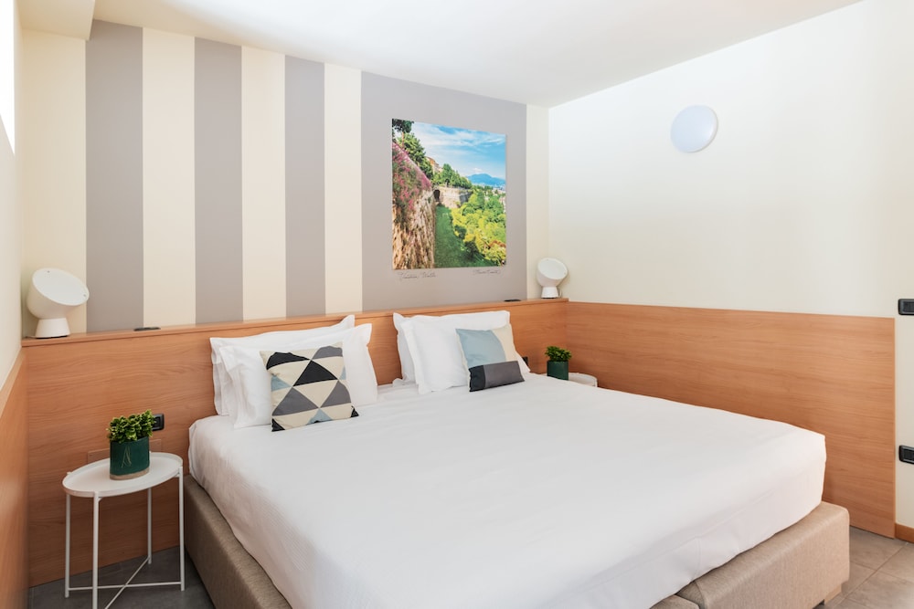 Basic Double Room, 1 Double Bed