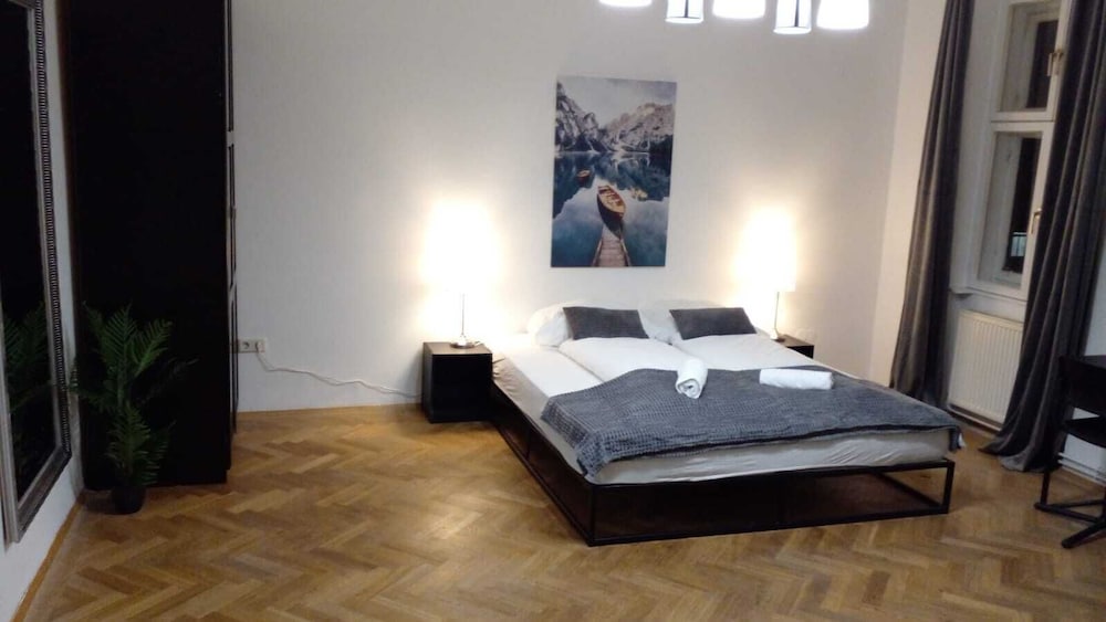 Basic Apartment