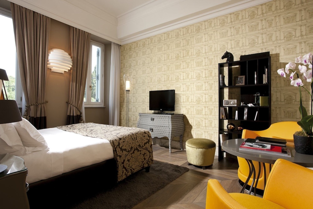 Executive Double Room, City View