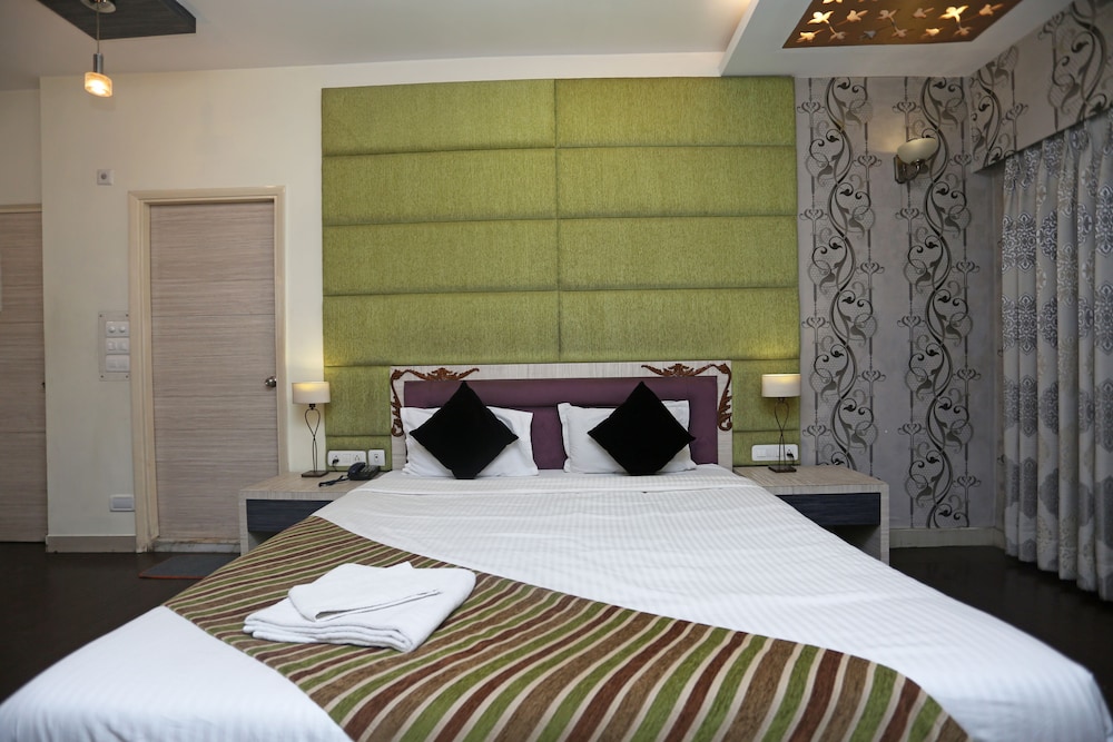 Executive Room, 1 Double Bed - Photo 11