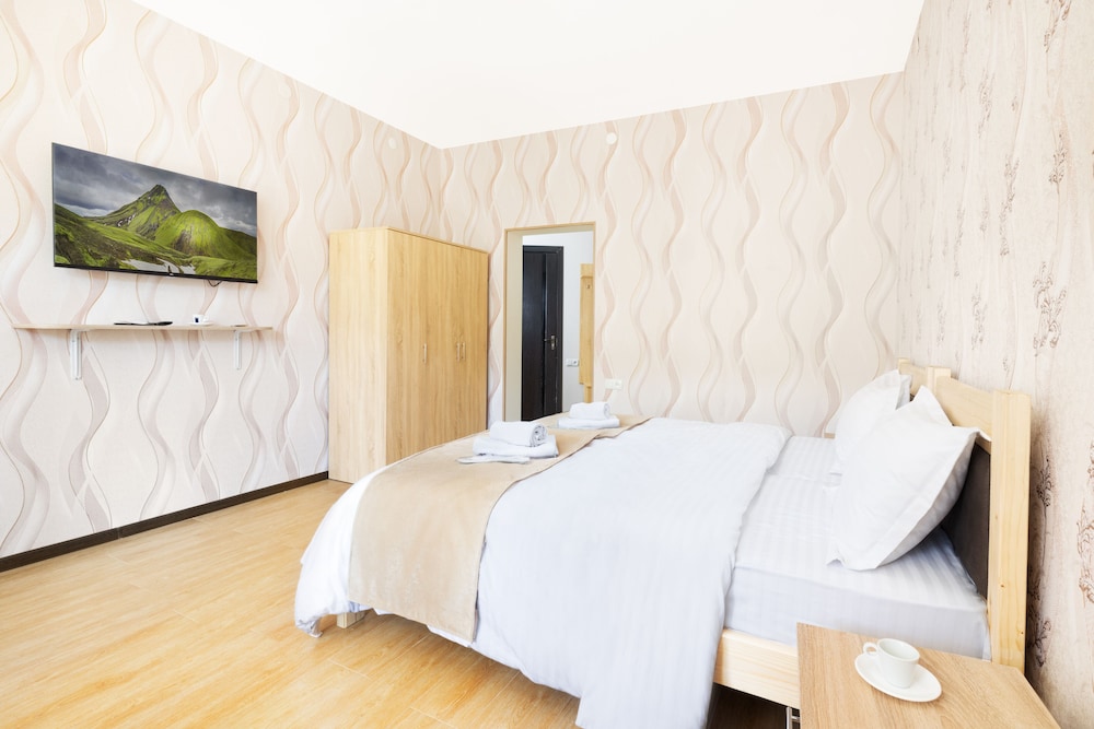 Comfort Double Or Twin Room, 1 Bedroom, Balcony, Mountain View photo 1