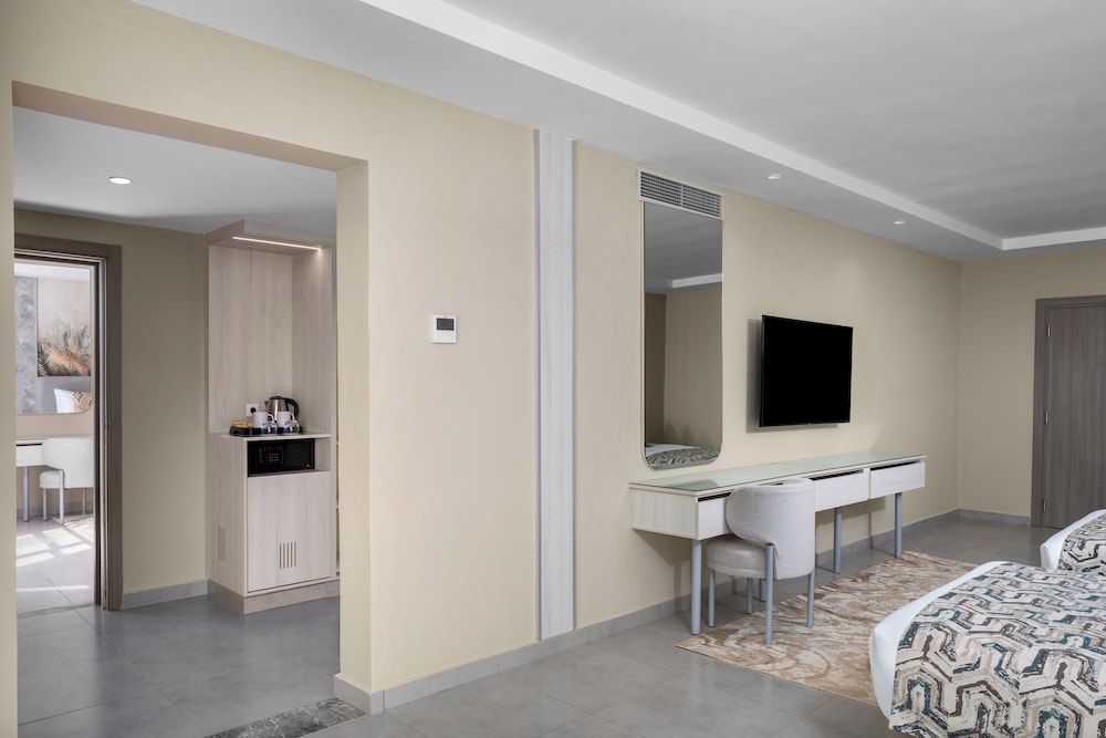 Deluxe Large Family Room
