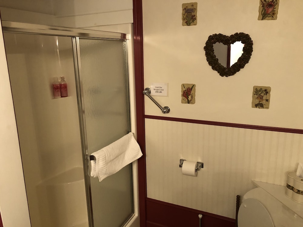 Standard Double Room, Ensuite (Romance Suite) photo 3