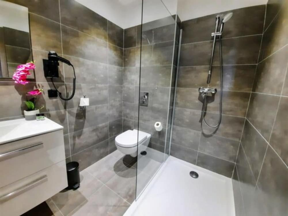 Standard Triple Room - Photo 2