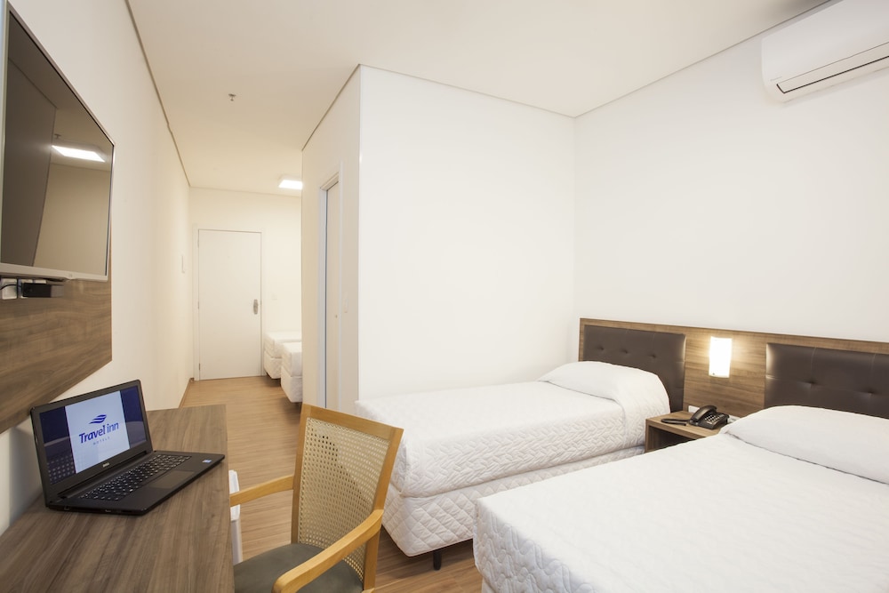 Standard Quadruple Room, Multiple Beds photo 1