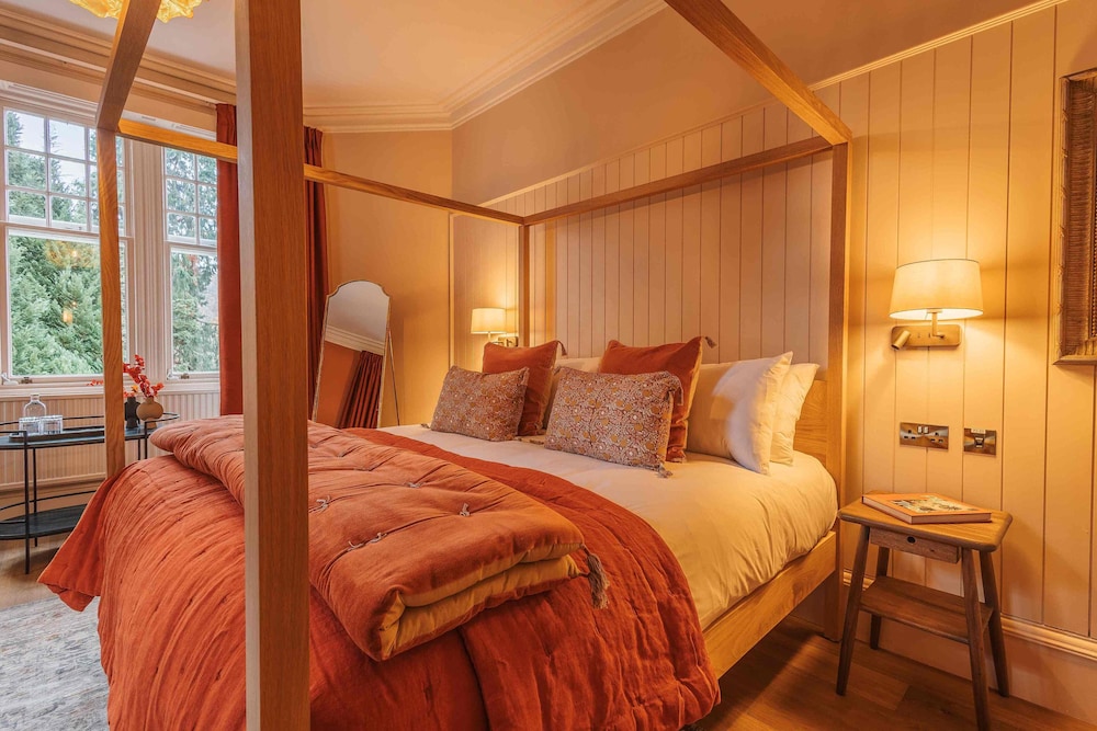 Evergreen Room