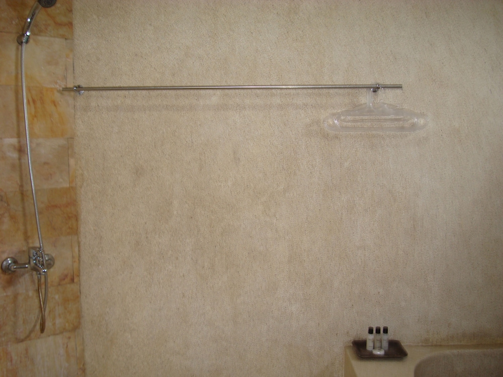 Superior Room - Photo 10
