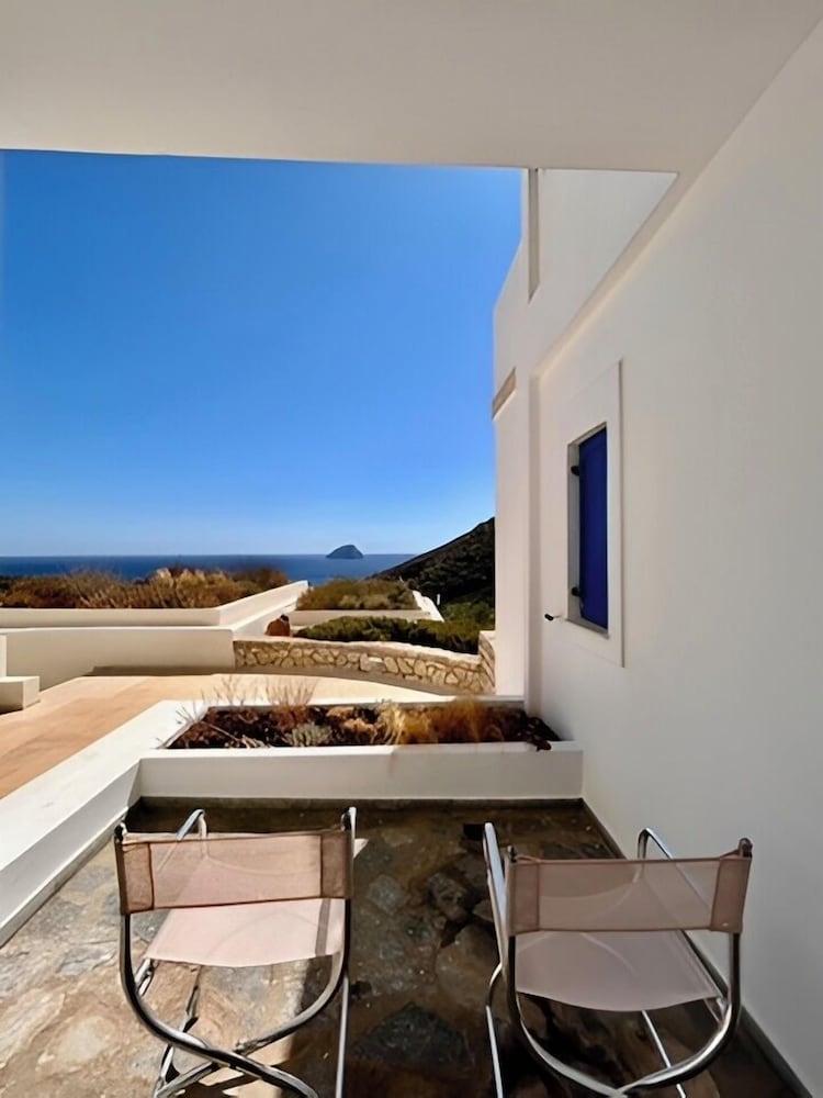 Studio, Sea View, Ground Floor