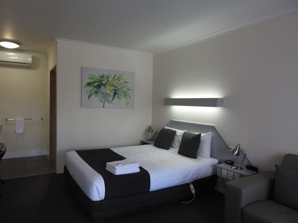 Executive Suite, 1 King Bed photo 2