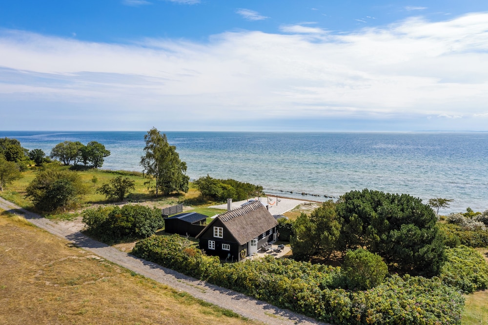 Luxury Cottage photo 1