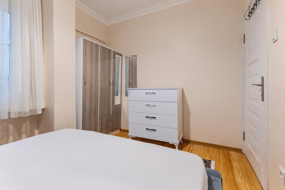 Apartment photo 1