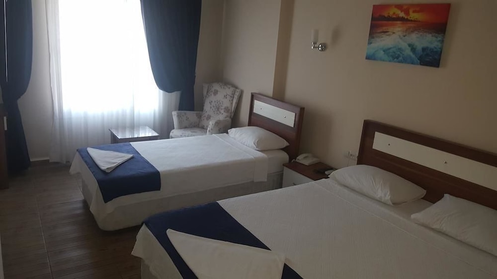 Basic Triple Room