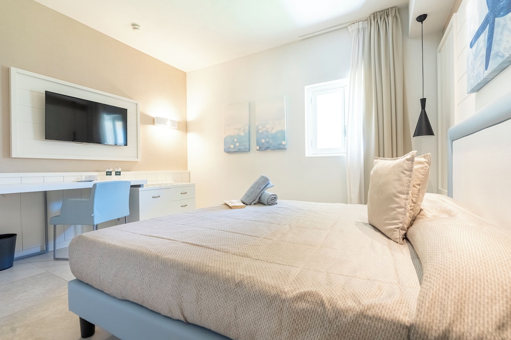 Standard Double Room, Sea View