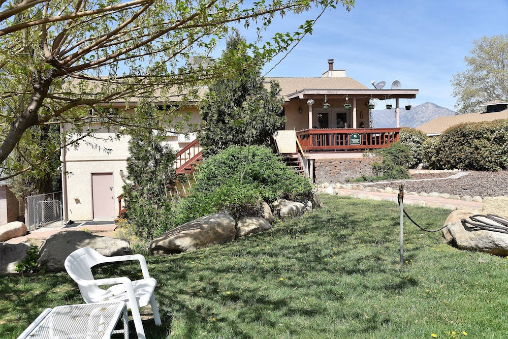 House, 2 Bedrooms