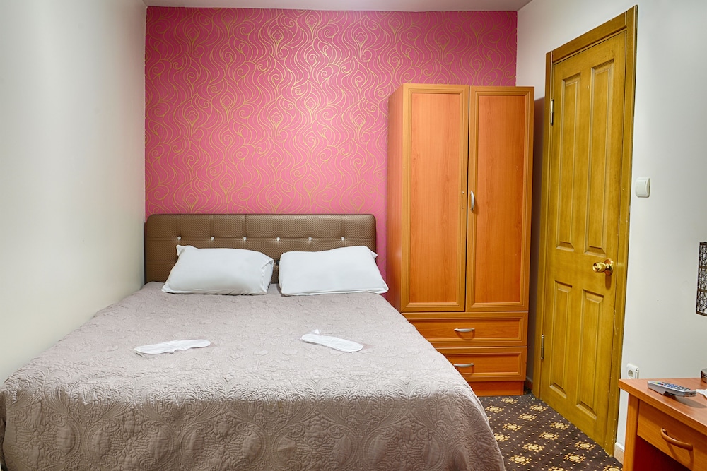 Economy Double Room photo 1