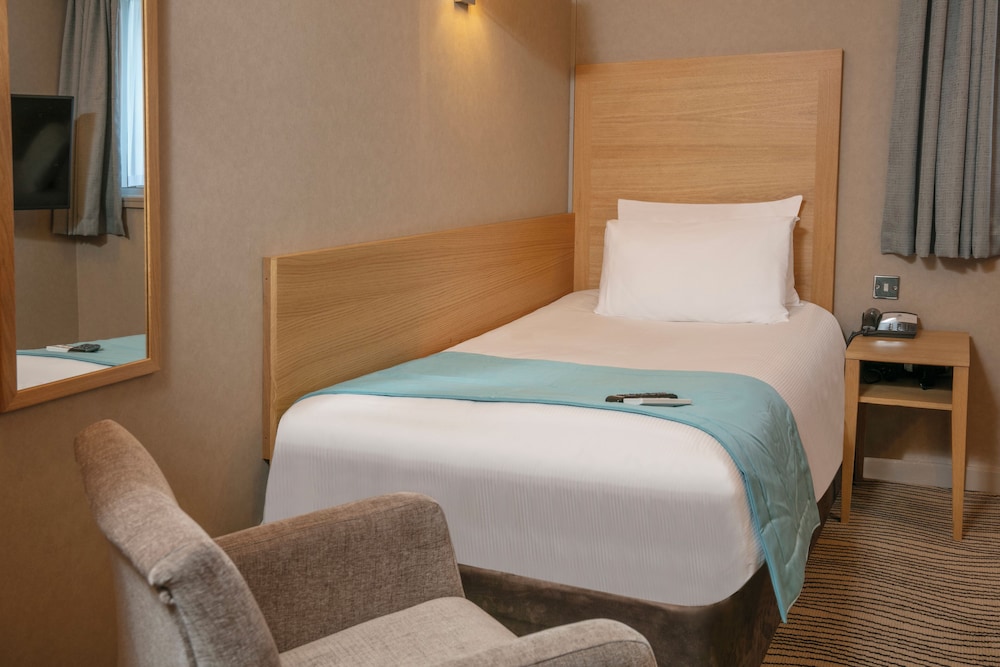 Economy Room, 1 Twin Bed, Non Smoking photo 3
