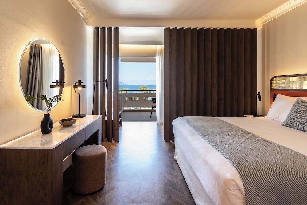 Deluxe Double Room, Sea View (with partition and seating area)