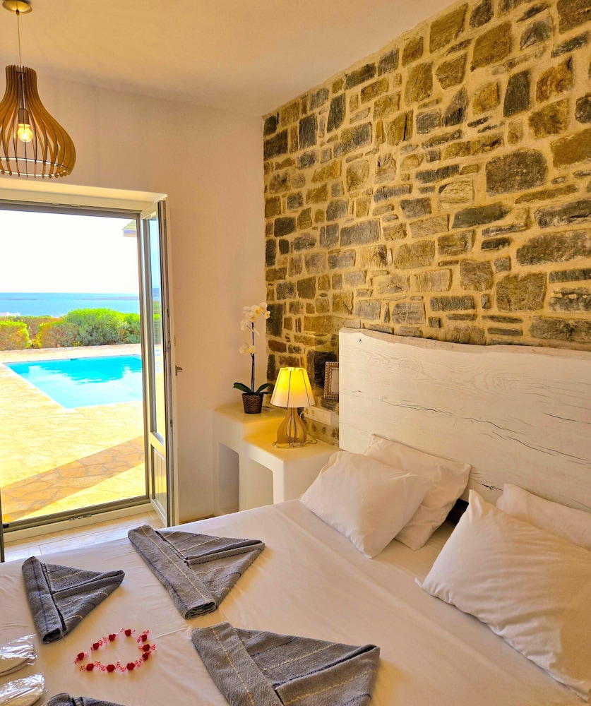 Villa, 2 Bedrooms, Private Pool, Sea View photo 2