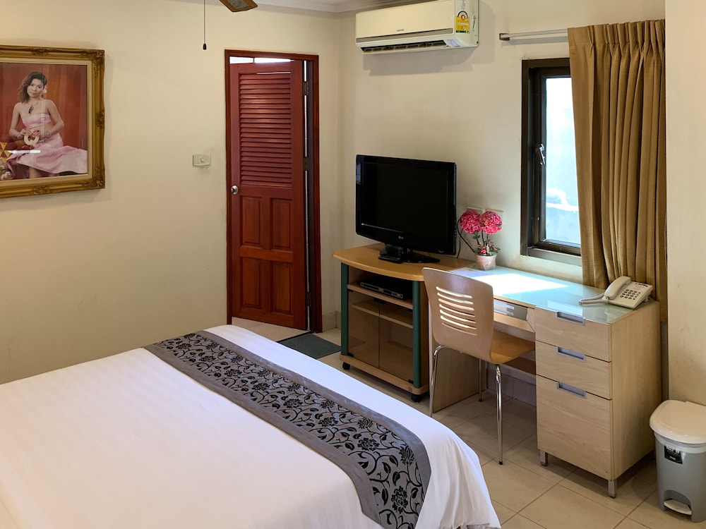 Double Bay Suite photo 2