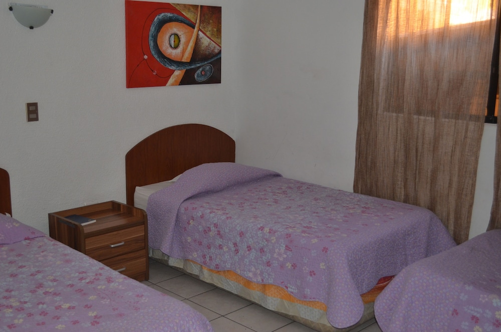 Executive Triple Room, Multiple Beds photo 1