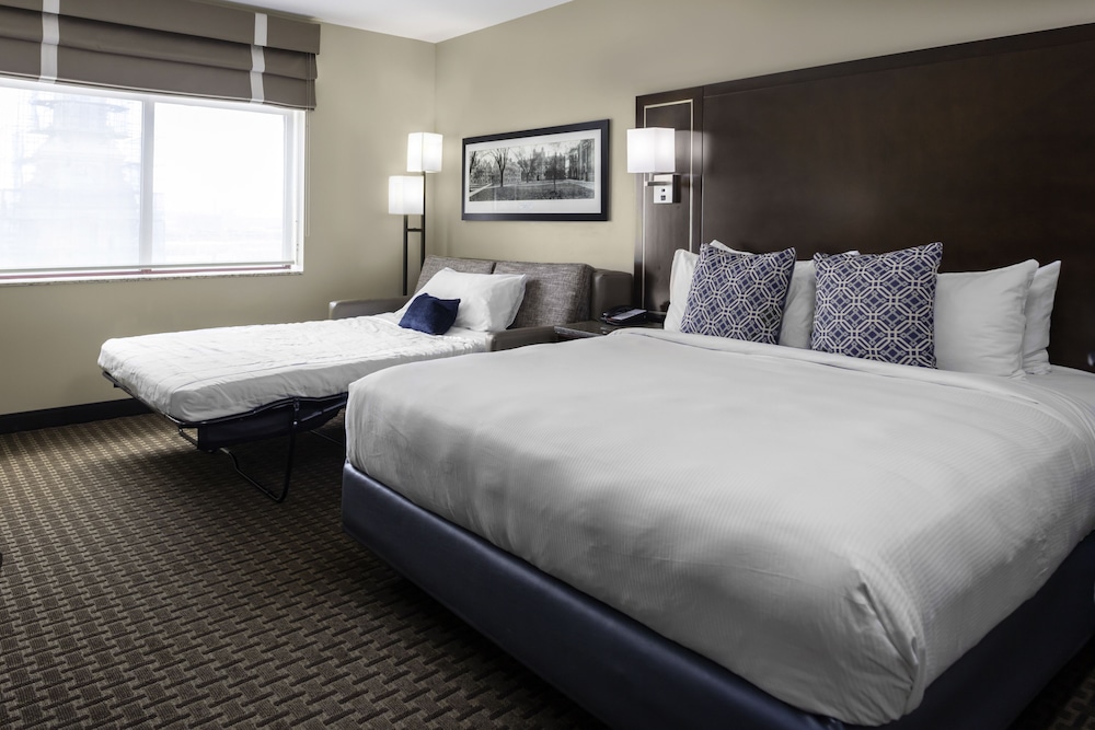 Executive Room, 1 King Bed - Photo 4