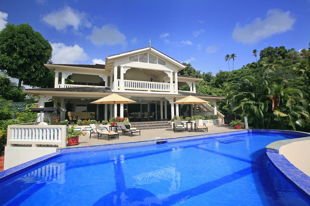 Villa, 5 Bedrooms photo 2