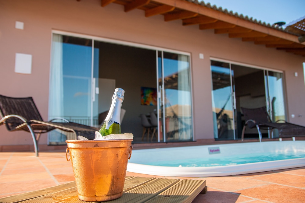 Comfort Chalet, Private Pool, Lakeside photo 1