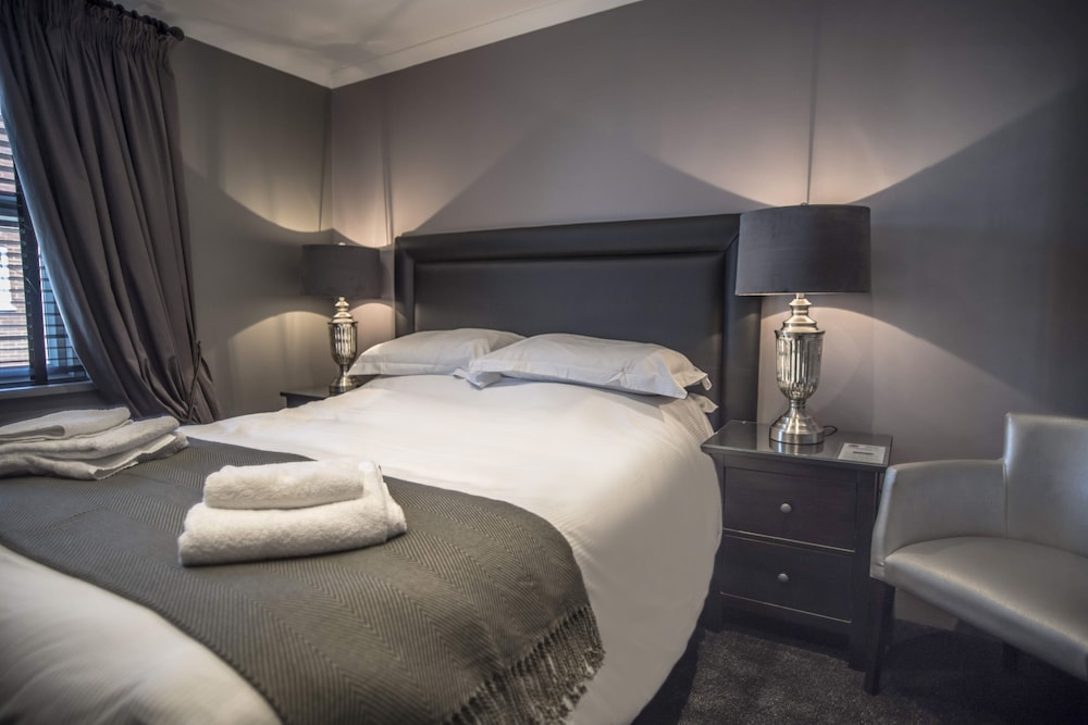 Superior Double Room (Room 2 & 4) photo 3