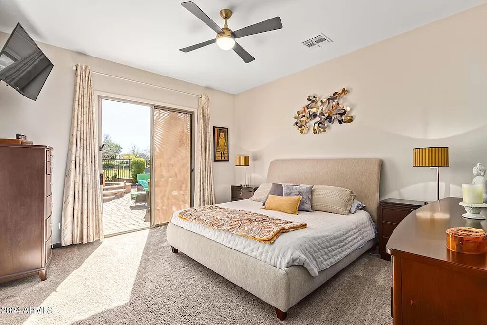House, 4 Bedrooms photo 1