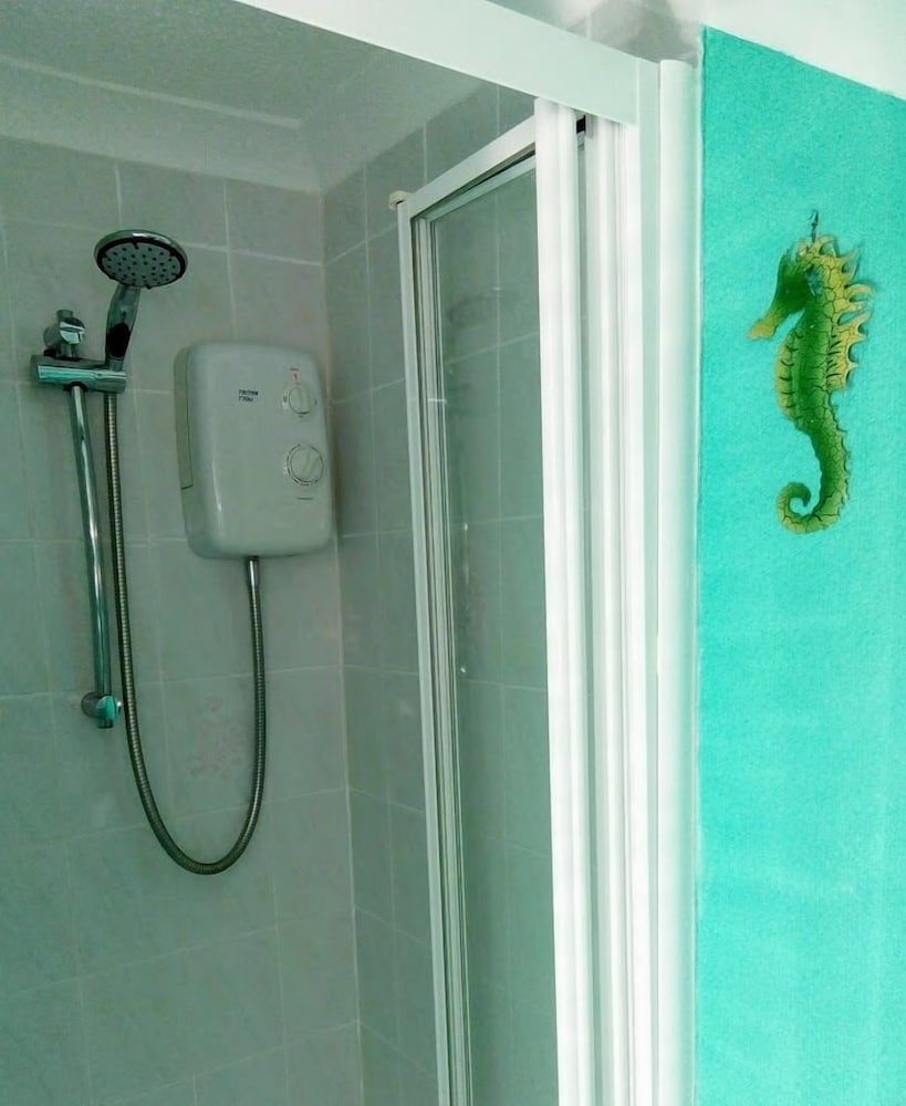 Double Room, Ensuite - Photo 4