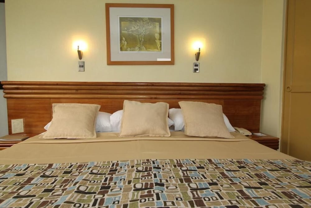 Suite with jacuzzi photo 3