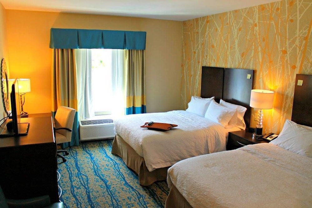 Room, 2 Queen Beds, Accessible, Non Smoking (Hearing Impaired) photo 2