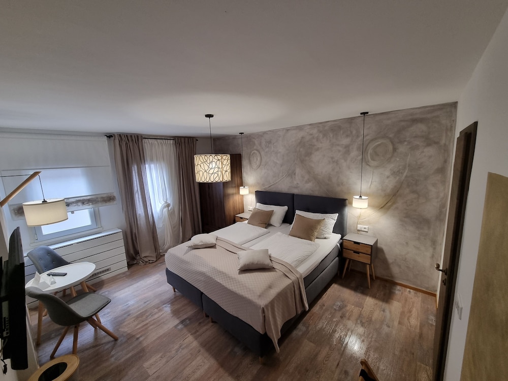 Design Double Room photo 1