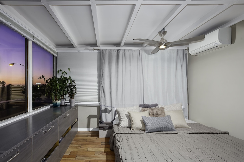 Luxury Studio Suite photo 1