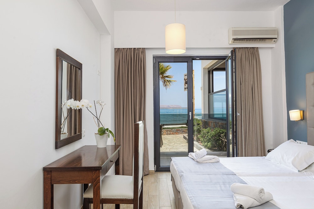 Grand Apartment, 1 Bedroom, Sea View - Photo 2