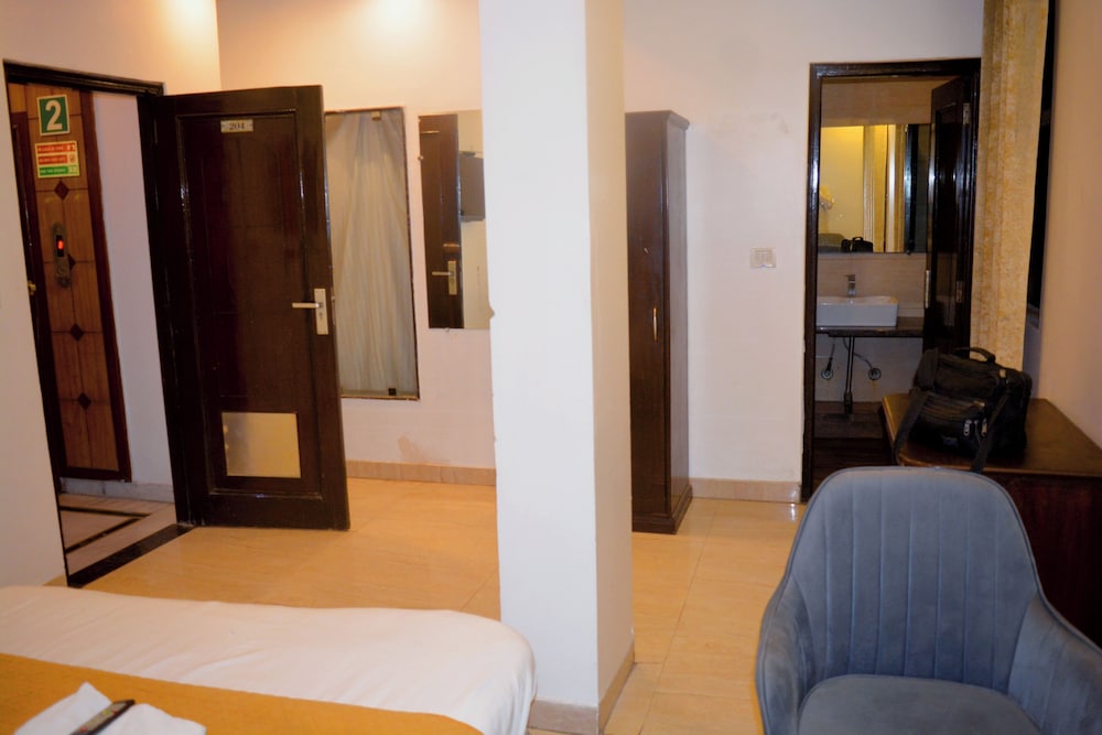 Triple Room, City View