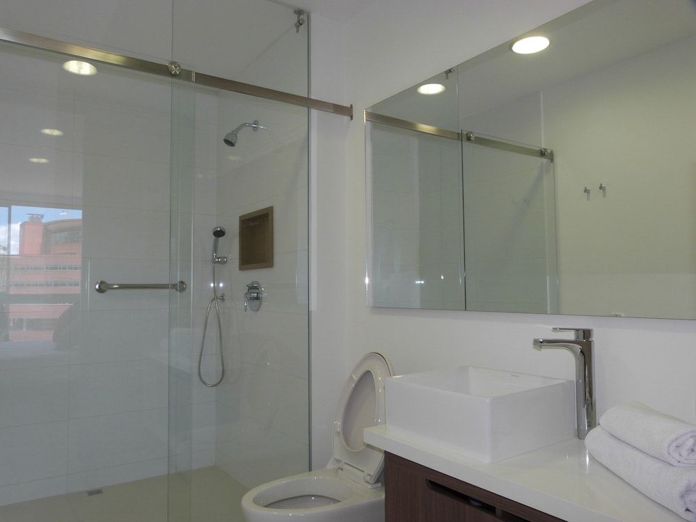 Studio Suite photo 3