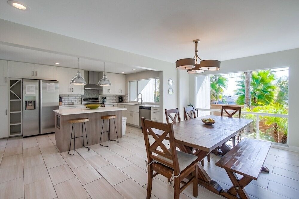 Apartment, Multiple Beds, Patio, Partial Ocean View