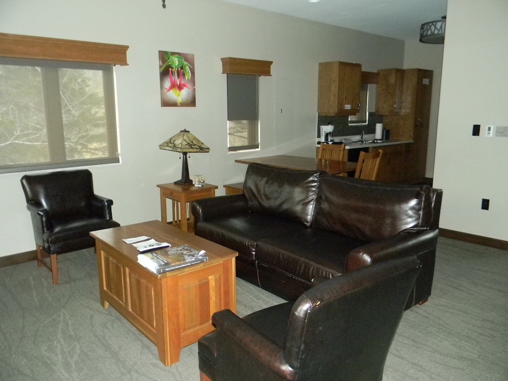 Cabin, 2 Bedrooms photo 1