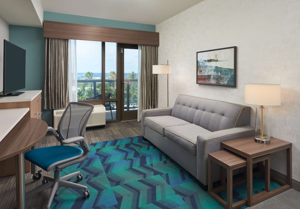 Suite, 1 King Bed, Ocean View - Photo 3