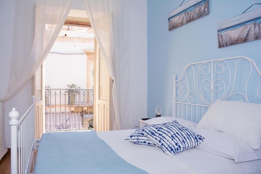 Triple Room, City View