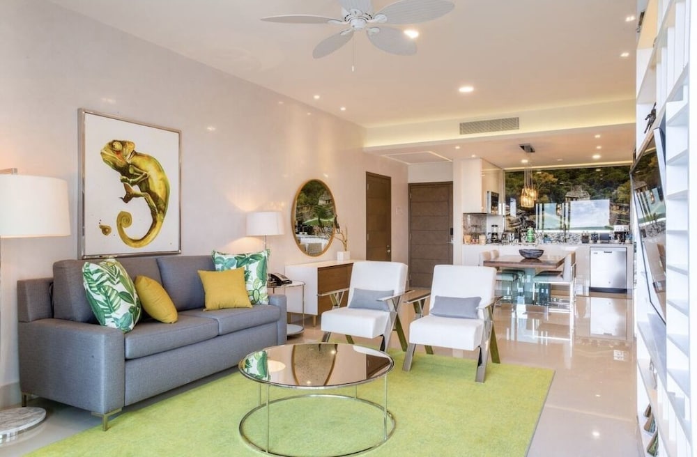 Luxury Suite, 2 Bedrooms, Ocean View - Photo 5