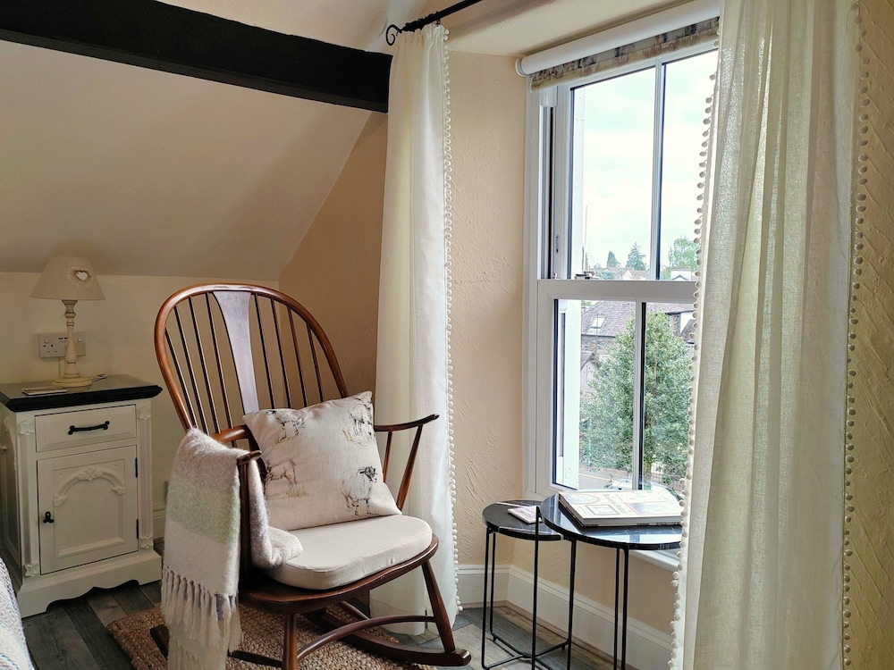 Premier Single Room, Ensuite, Garden View (Herdwick) photo 3