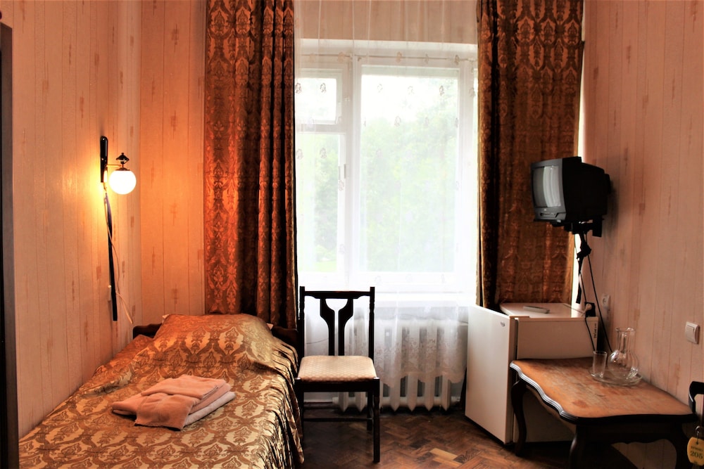 Standard Single Room (Building 2)