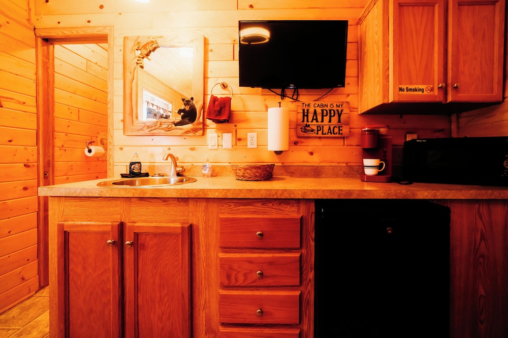 Deluxe Studio Cabin - Blue photo 3